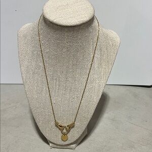 Elegant Gold Necklace